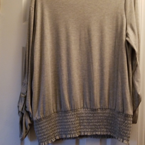 Top - Picture 5 of 7